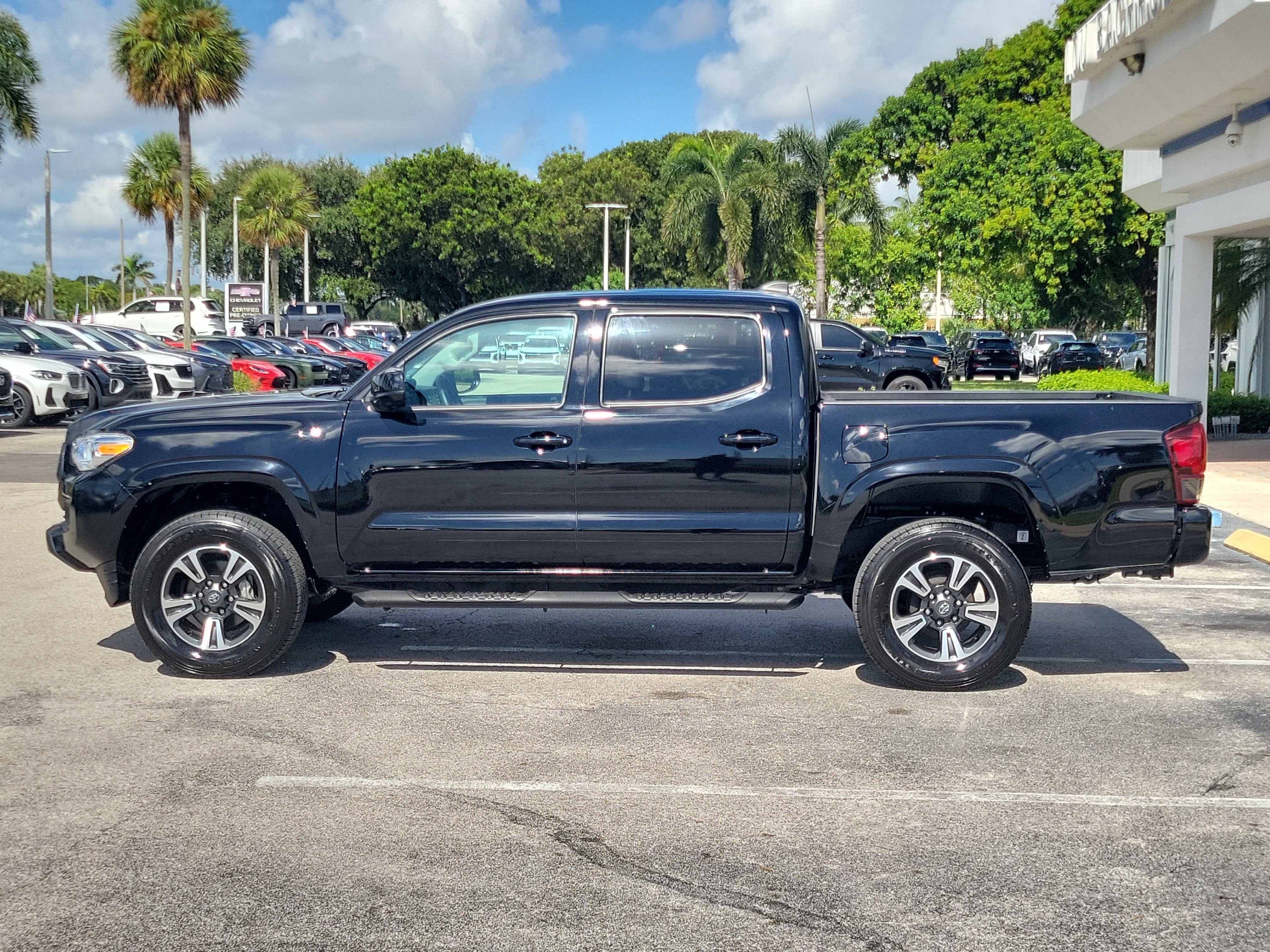 2022 Toyota Tacoma 2WD SR