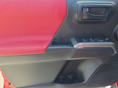 2022 Toyota Tacoma 4WD SR