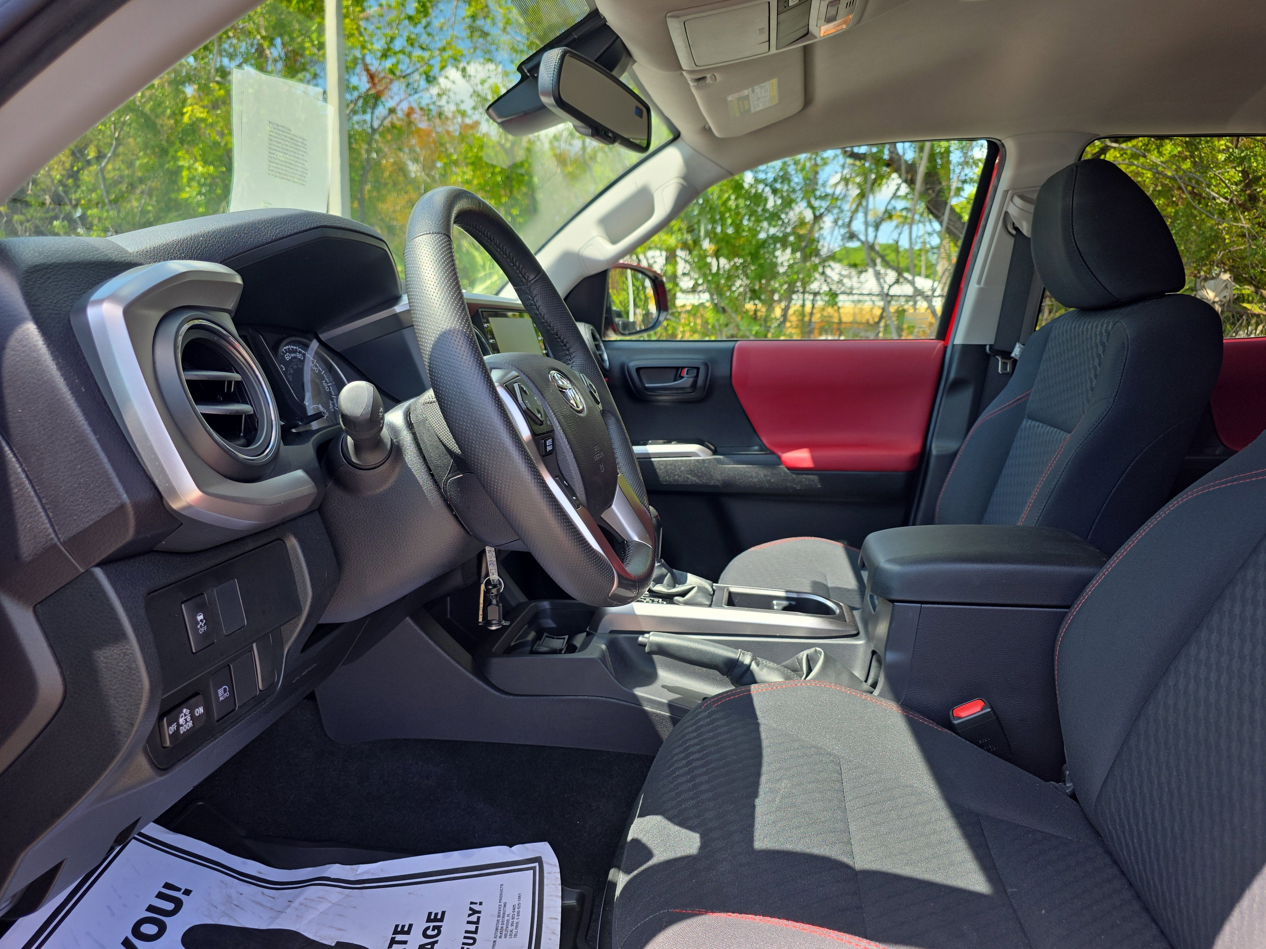 2022 Toyota Tacoma 4WD SR