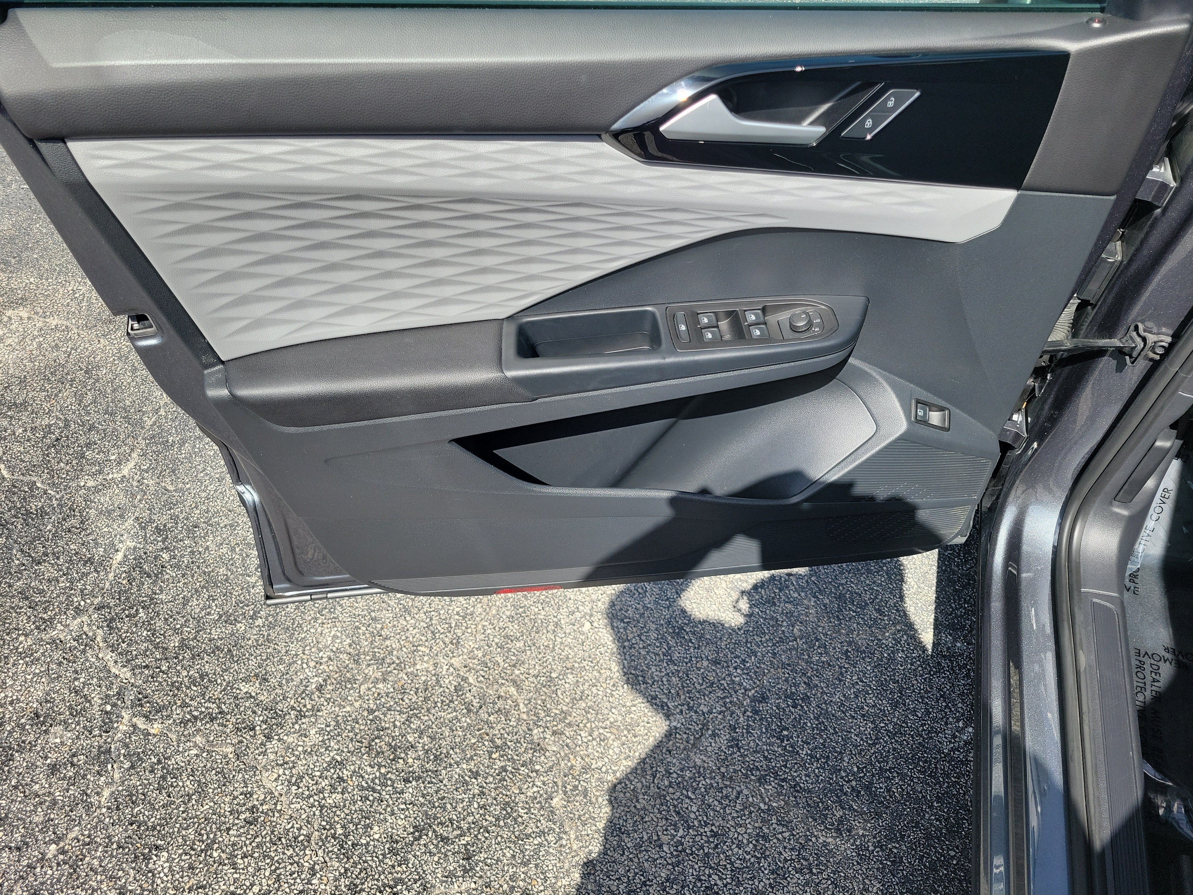 2023 Volkswagen Taos S
