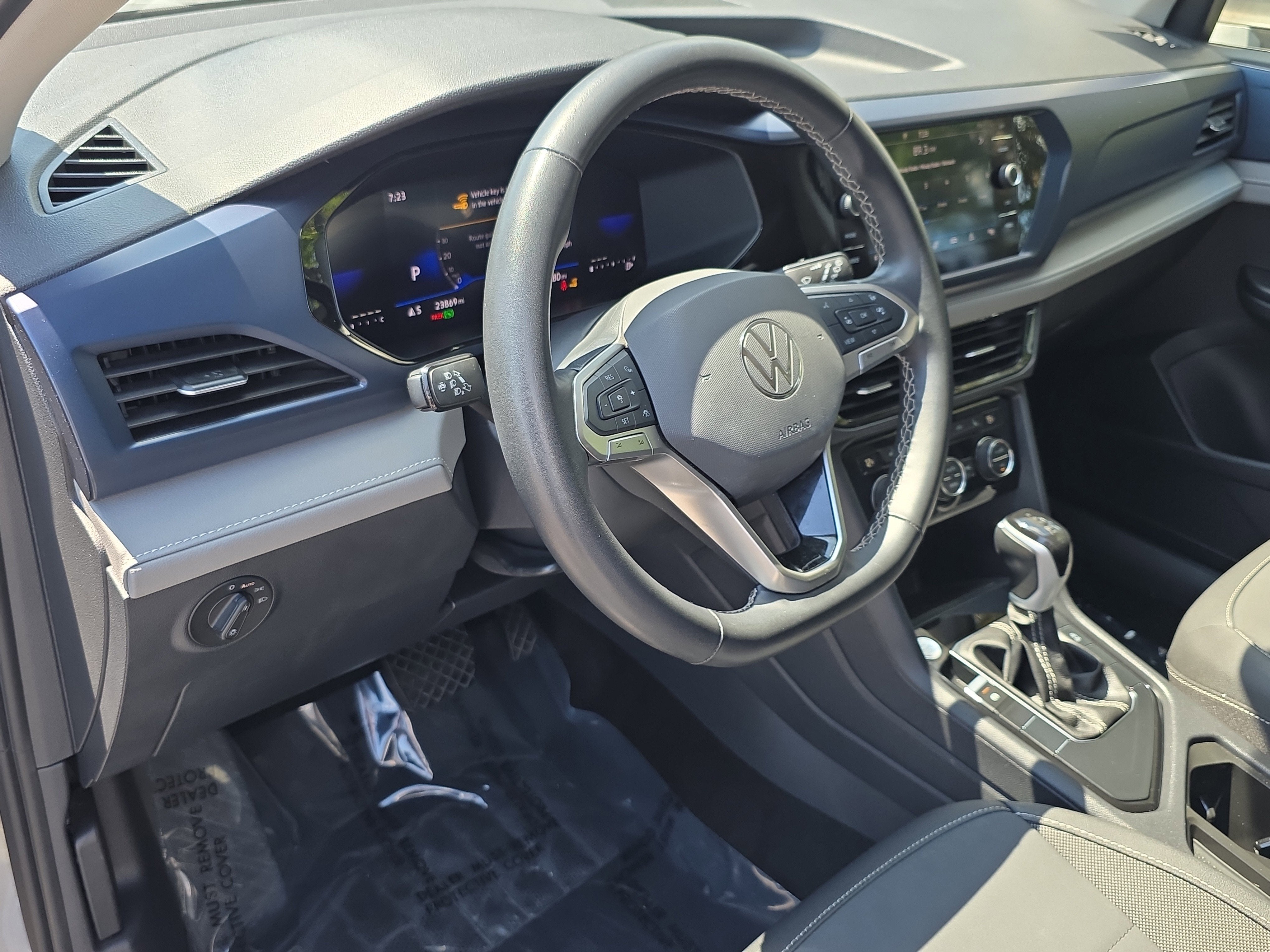 2024 Volkswagen Taos SE
