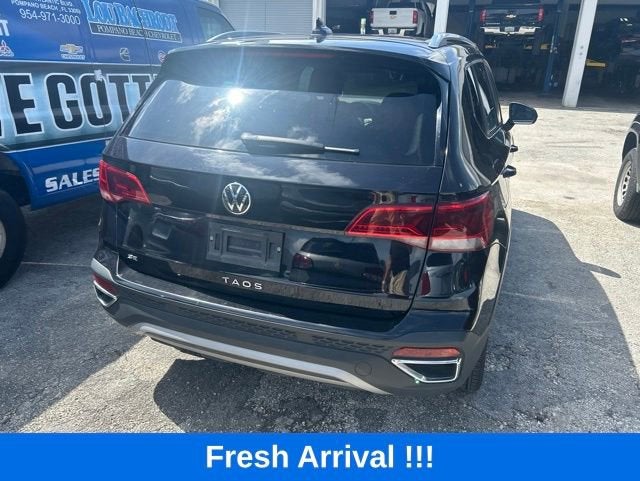 2024 Volkswagen Taos SE