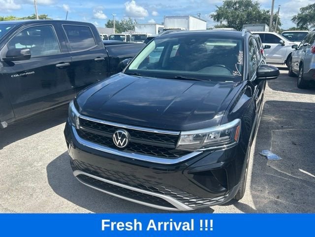 2024 Volkswagen Taos SE