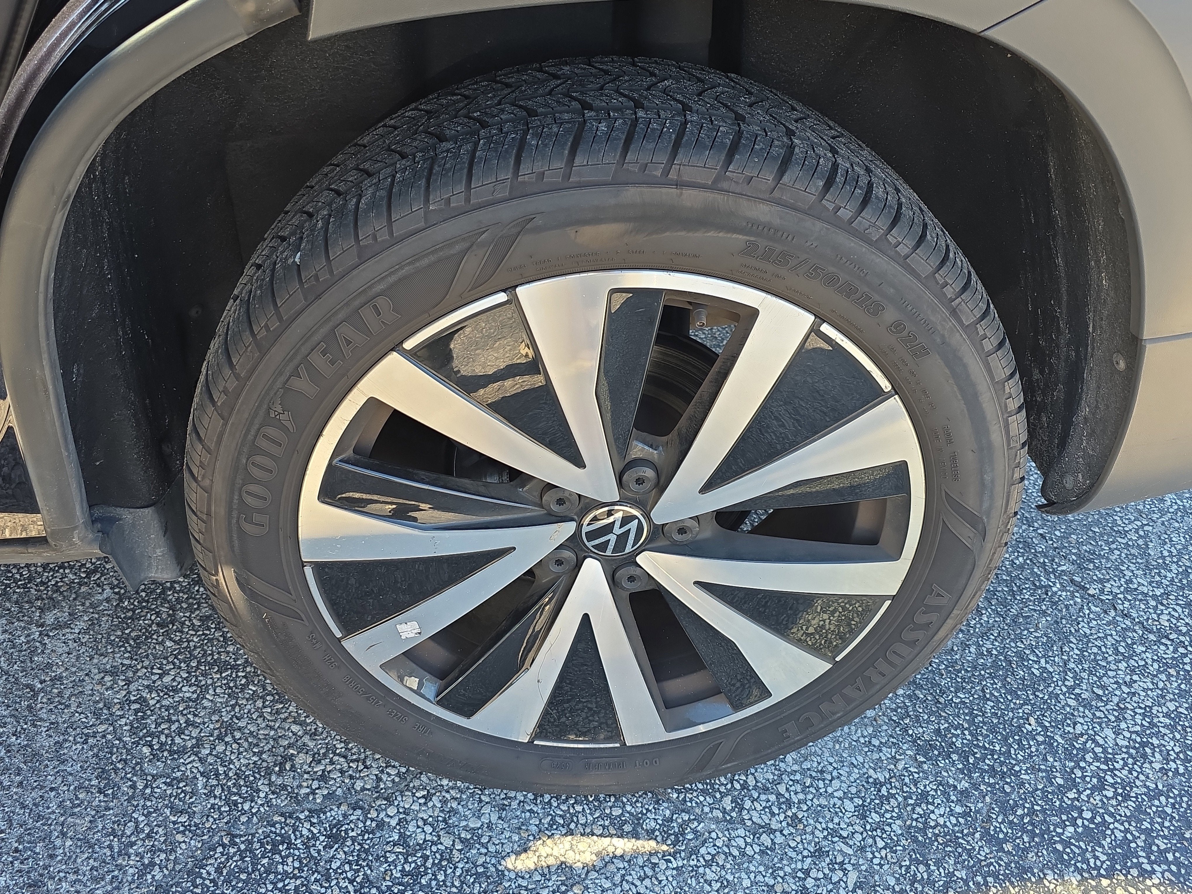 2024 Volkswagen Taos SE