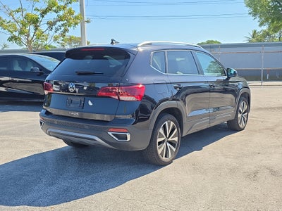 2024 Volkswagen Taos SE