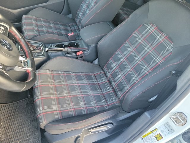 2018 Volkswagen Golf GTI S