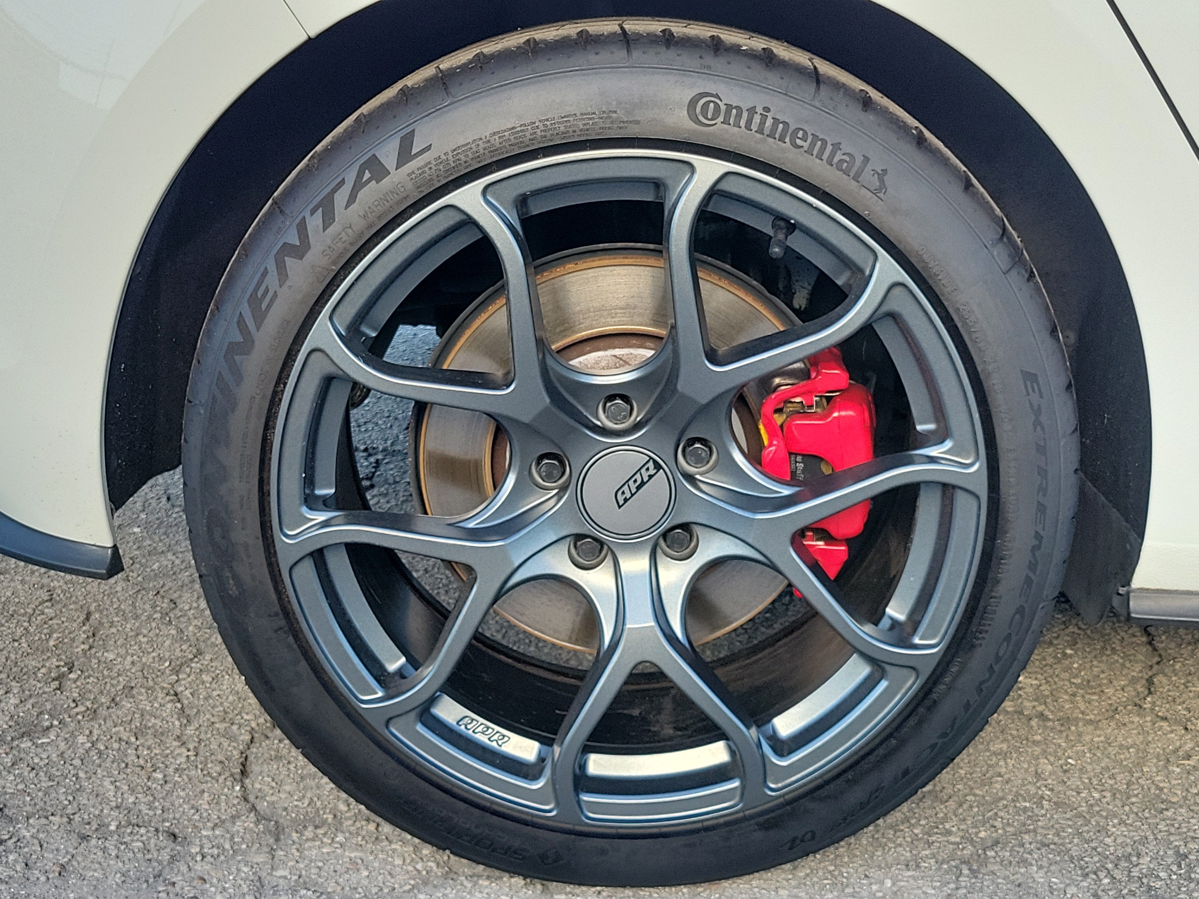 2021 Volkswagen Golf GTI S