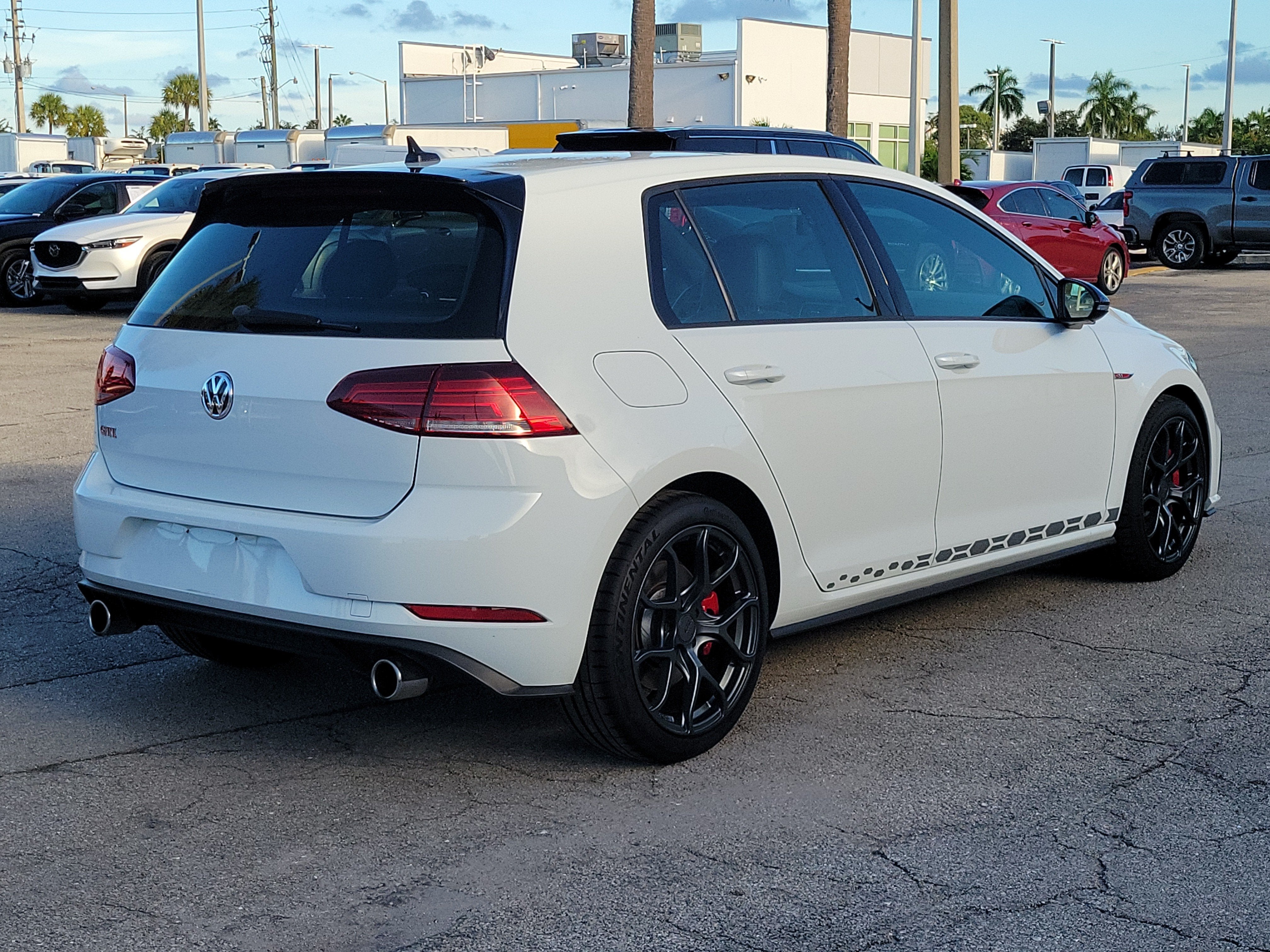 2021 Volkswagen Golf GTI S