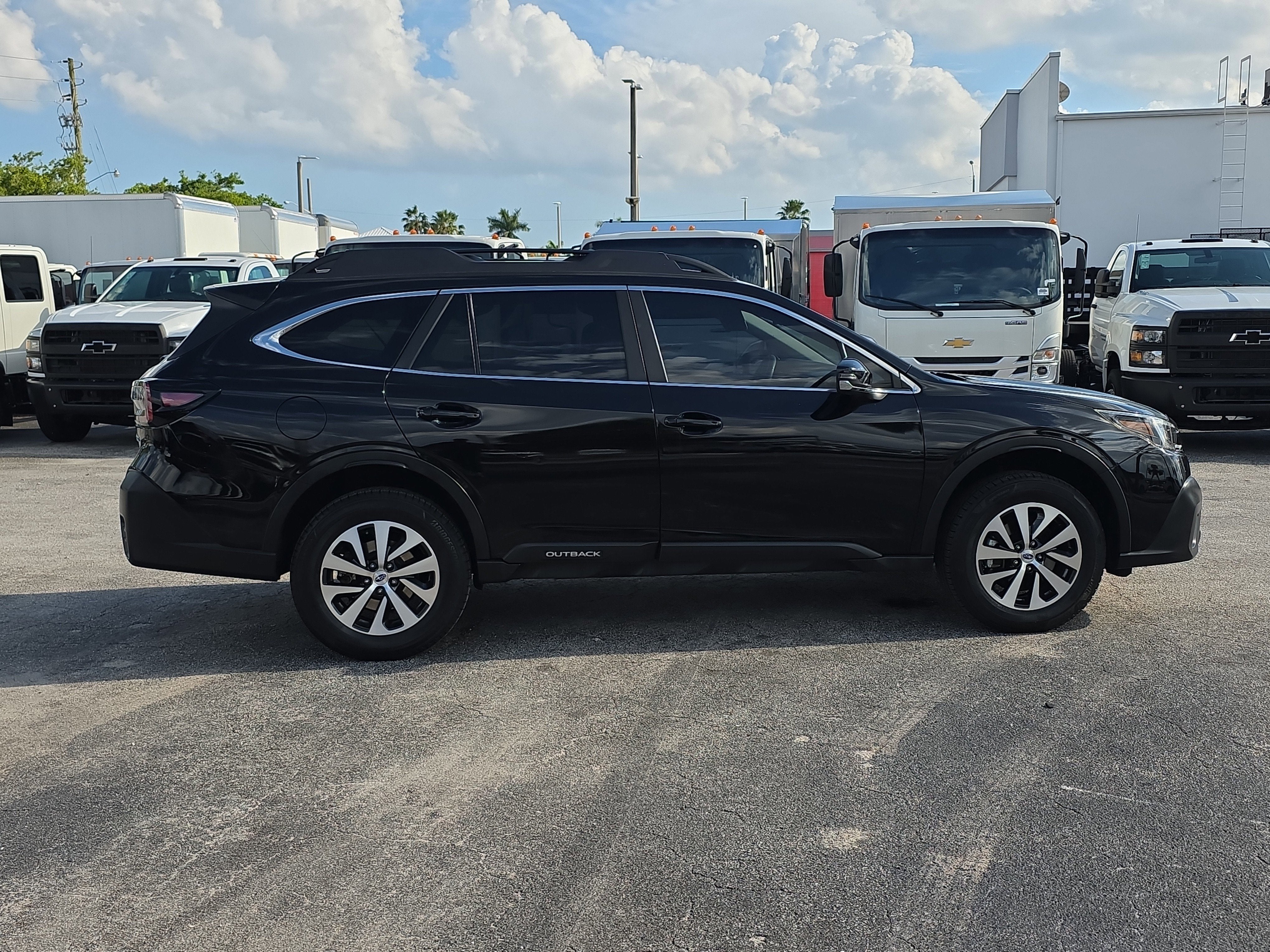 2022 Subaru Outback Premium