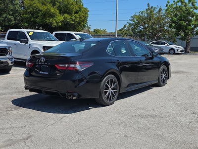 2023 Toyota Camry SE
