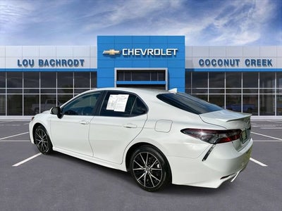 2024 Toyota Camry SE