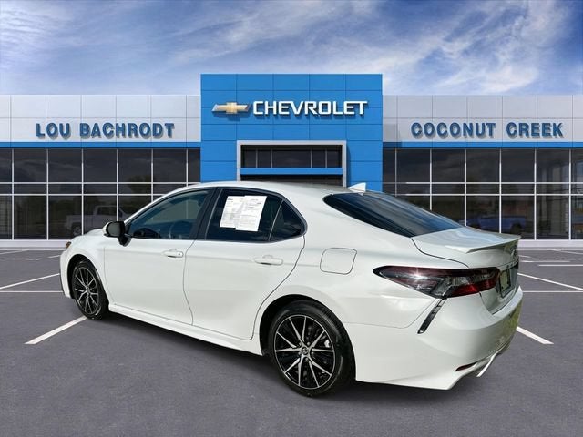 2024 Toyota Camry SE