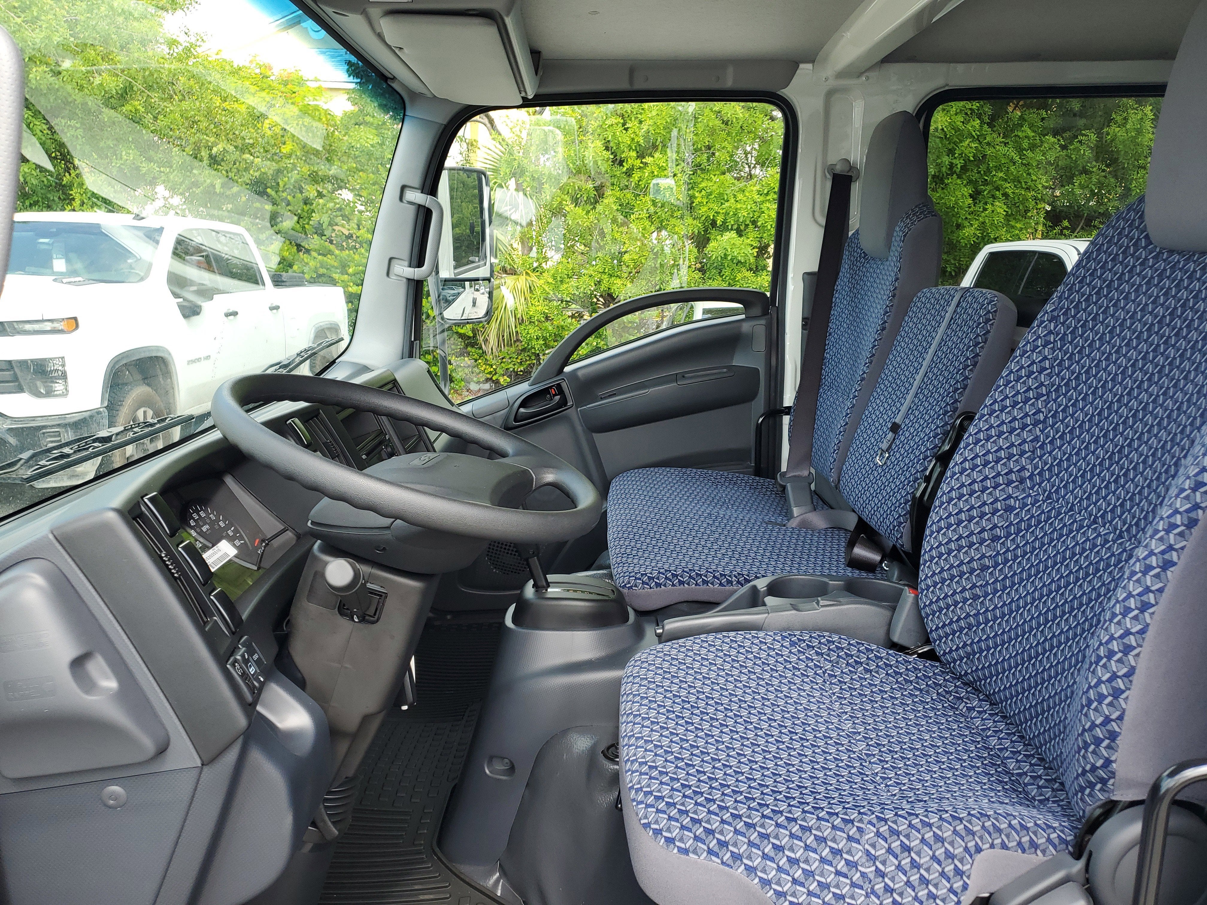 2025 Chevrolet Low Cab Forward 3500 Base