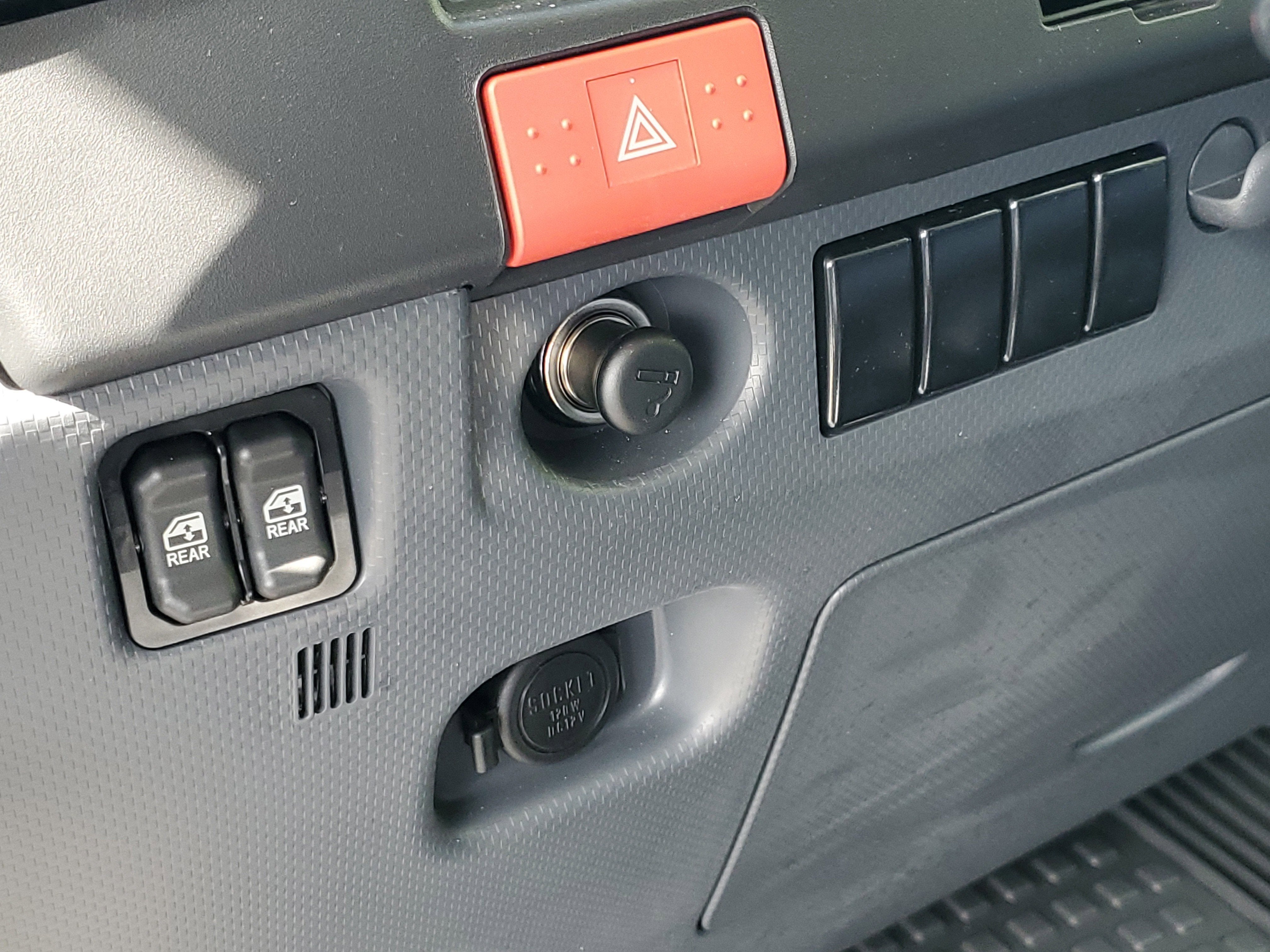 2025 Chevrolet Low Cab Forward 3500 Base