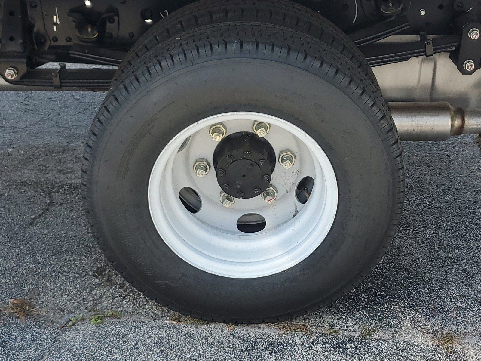 2024 Chevrolet Low Cab Forward 3500 Base