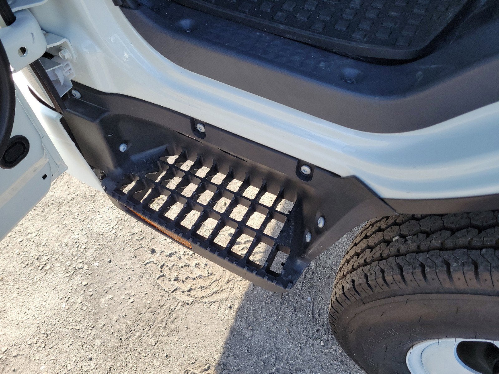 2025 Chevrolet Low Cab Forward 3500 Base