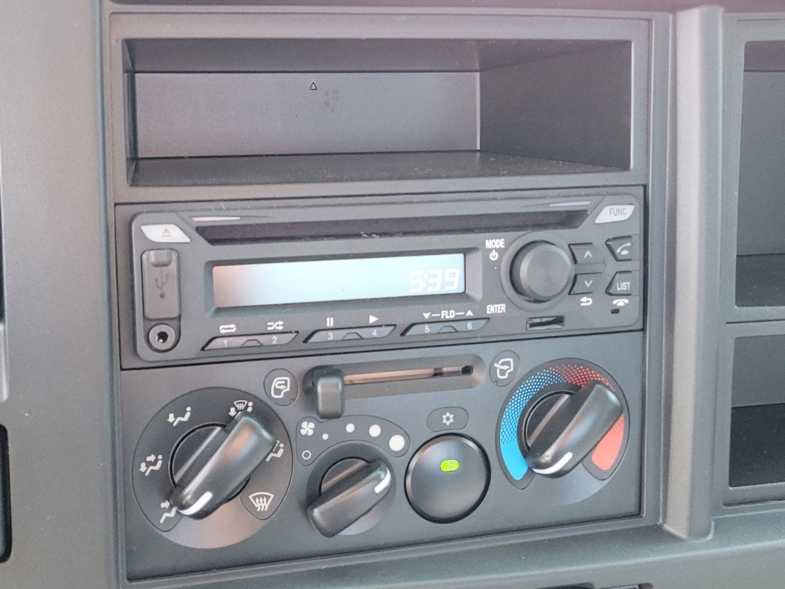 2025 Chevrolet Low Cab Forward 3500 Base