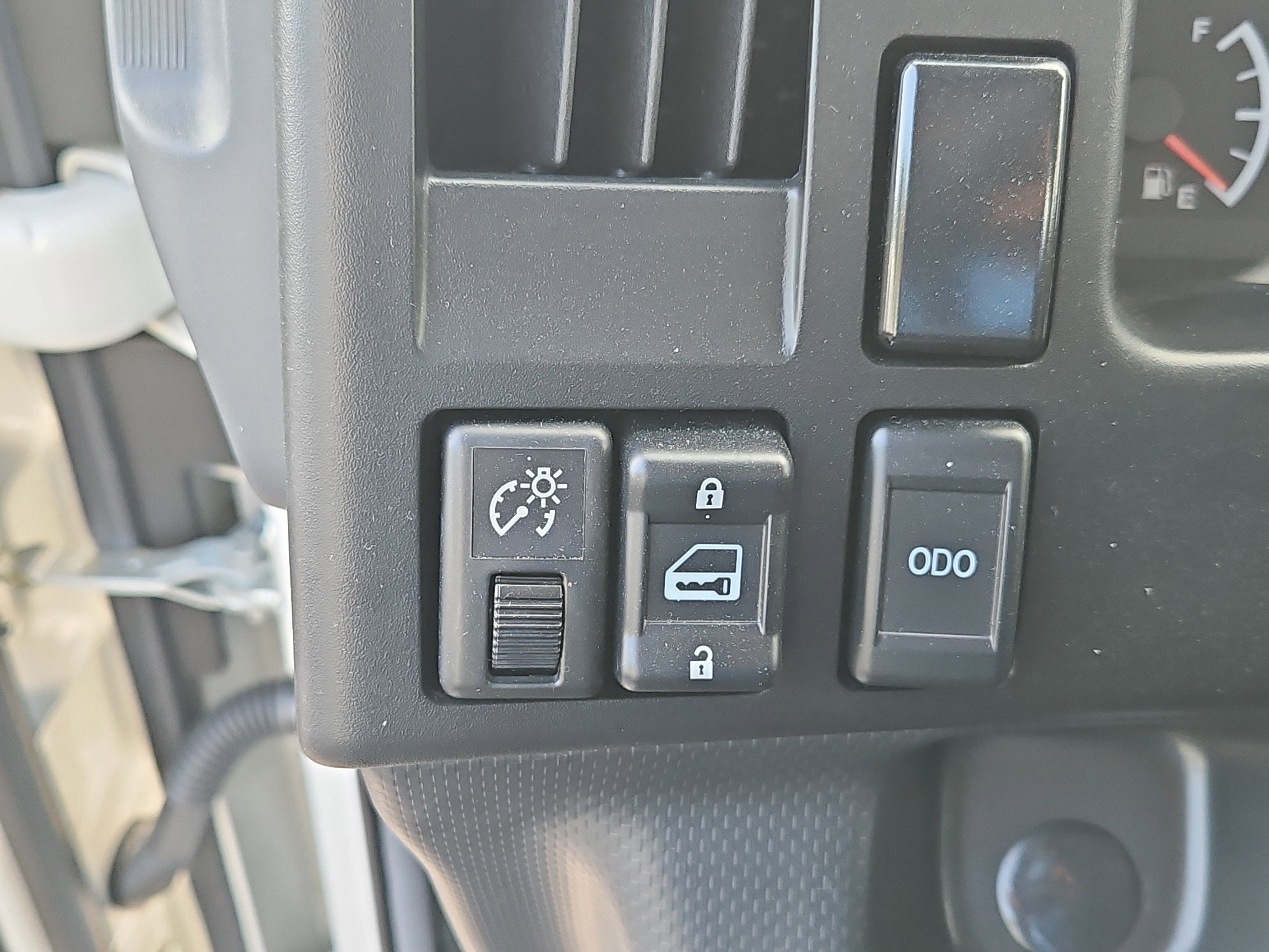 2025 Chevrolet Low Cab Forward 3500 Base