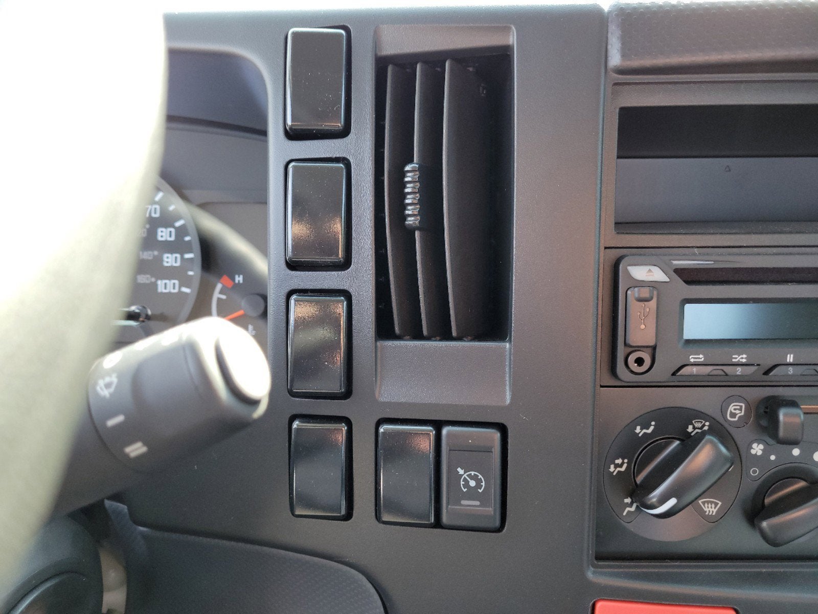 2025 Chevrolet Low Cab Forward 3500 Base