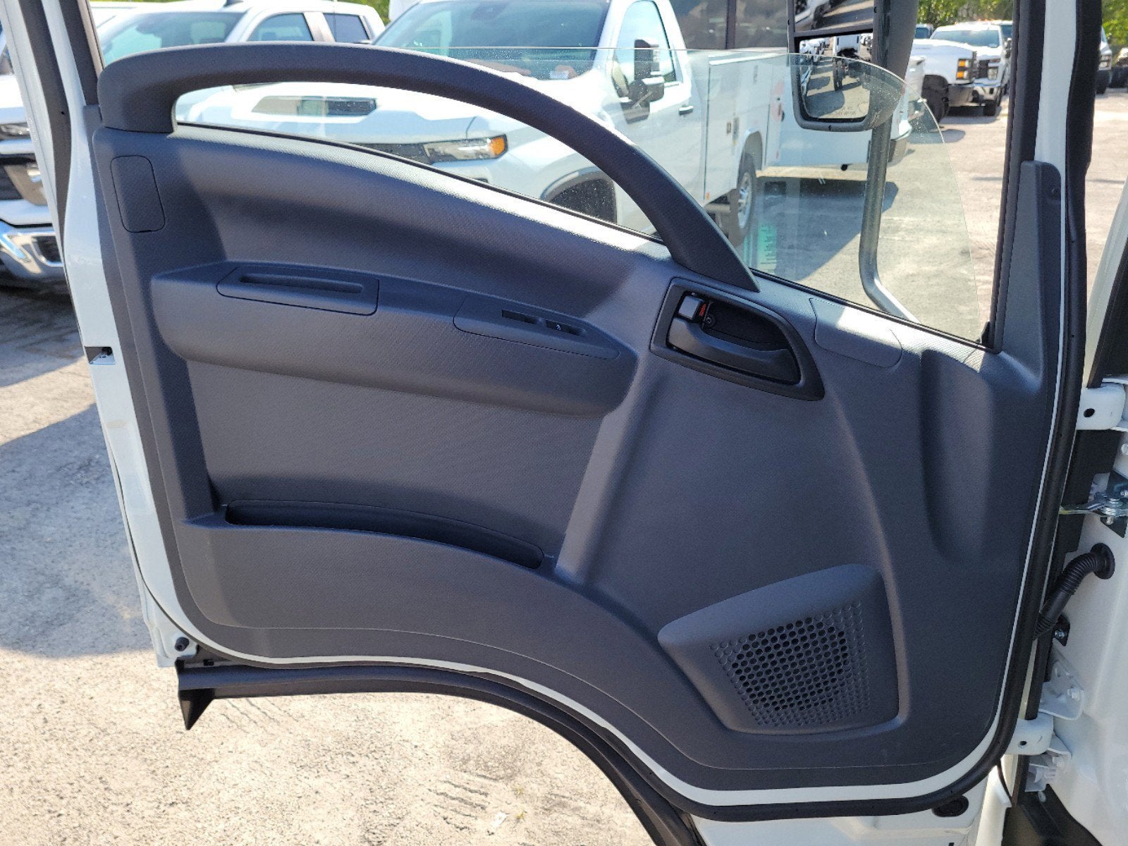 2024 Chevrolet Low Cab Forward 3500 Base