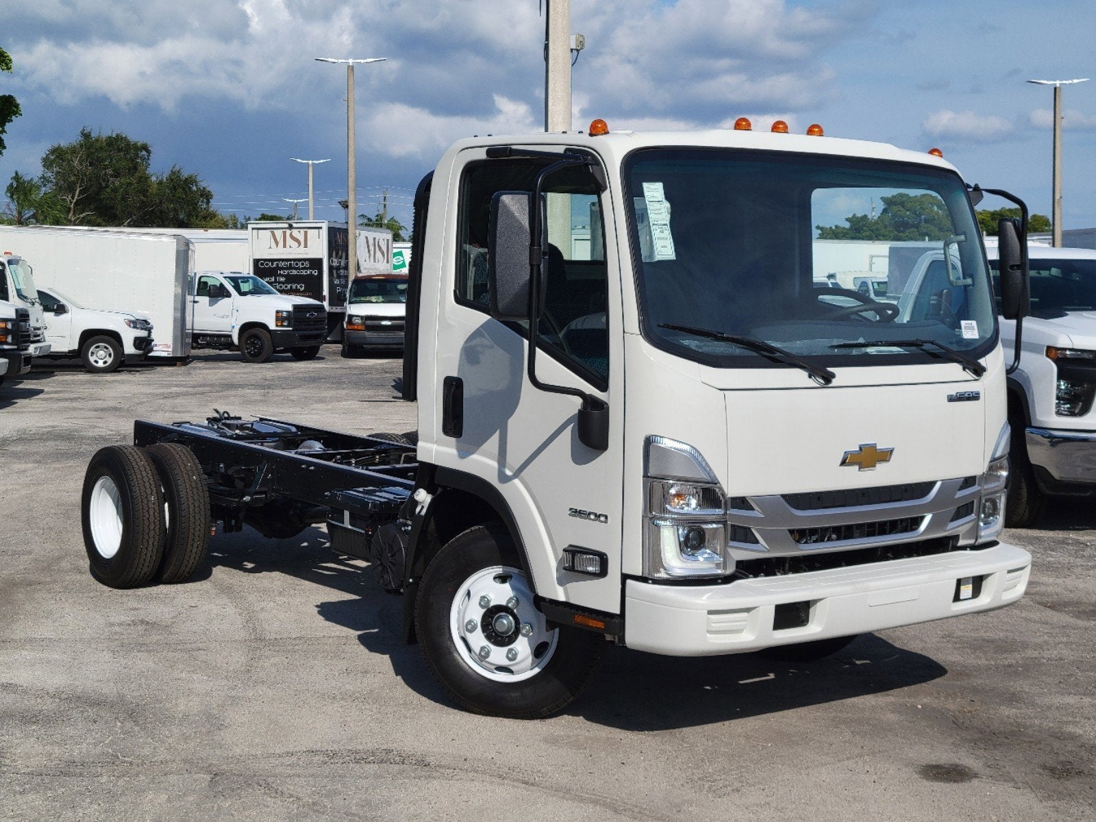 2024 Chevrolet Low Cab Forward 3500 Base