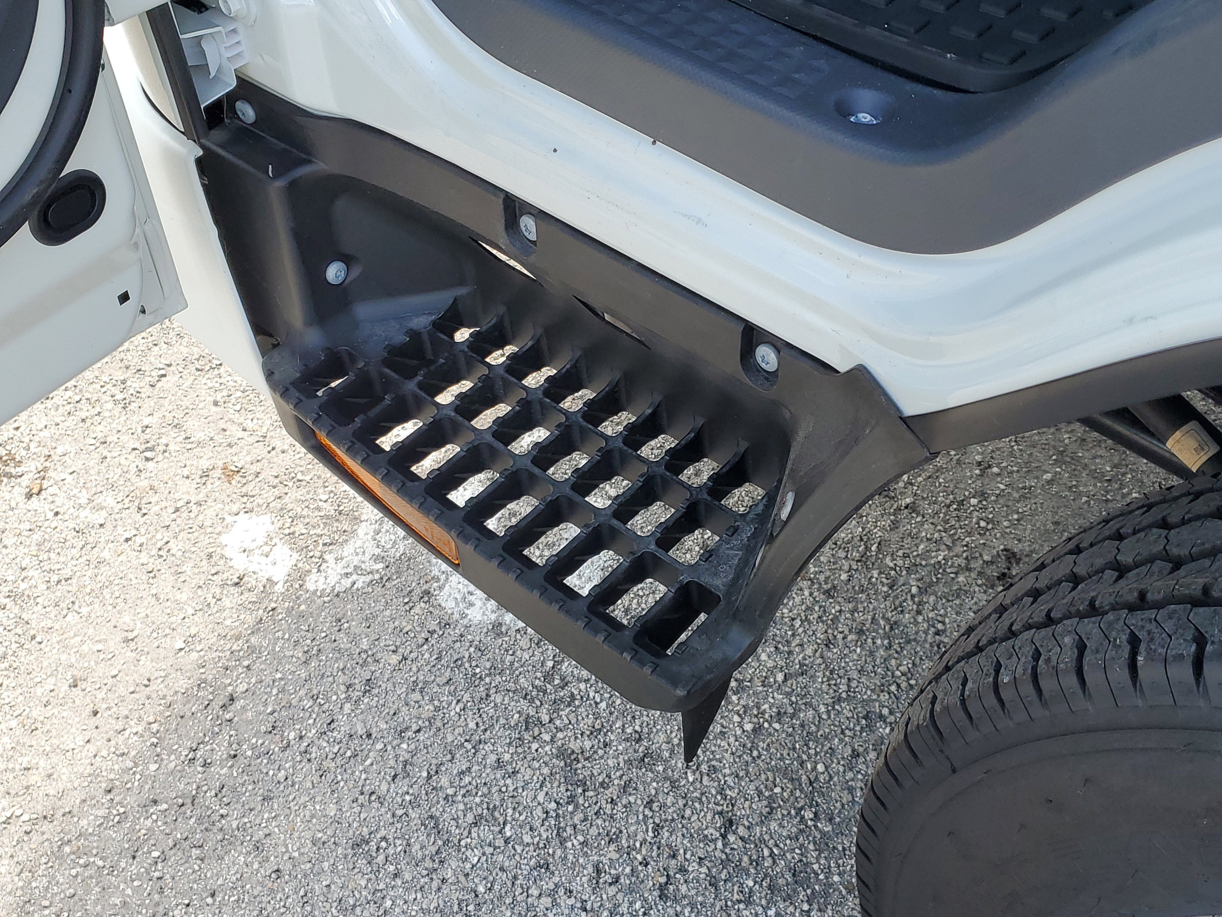 2025 Chevrolet Low Cab Forward 3500 Base