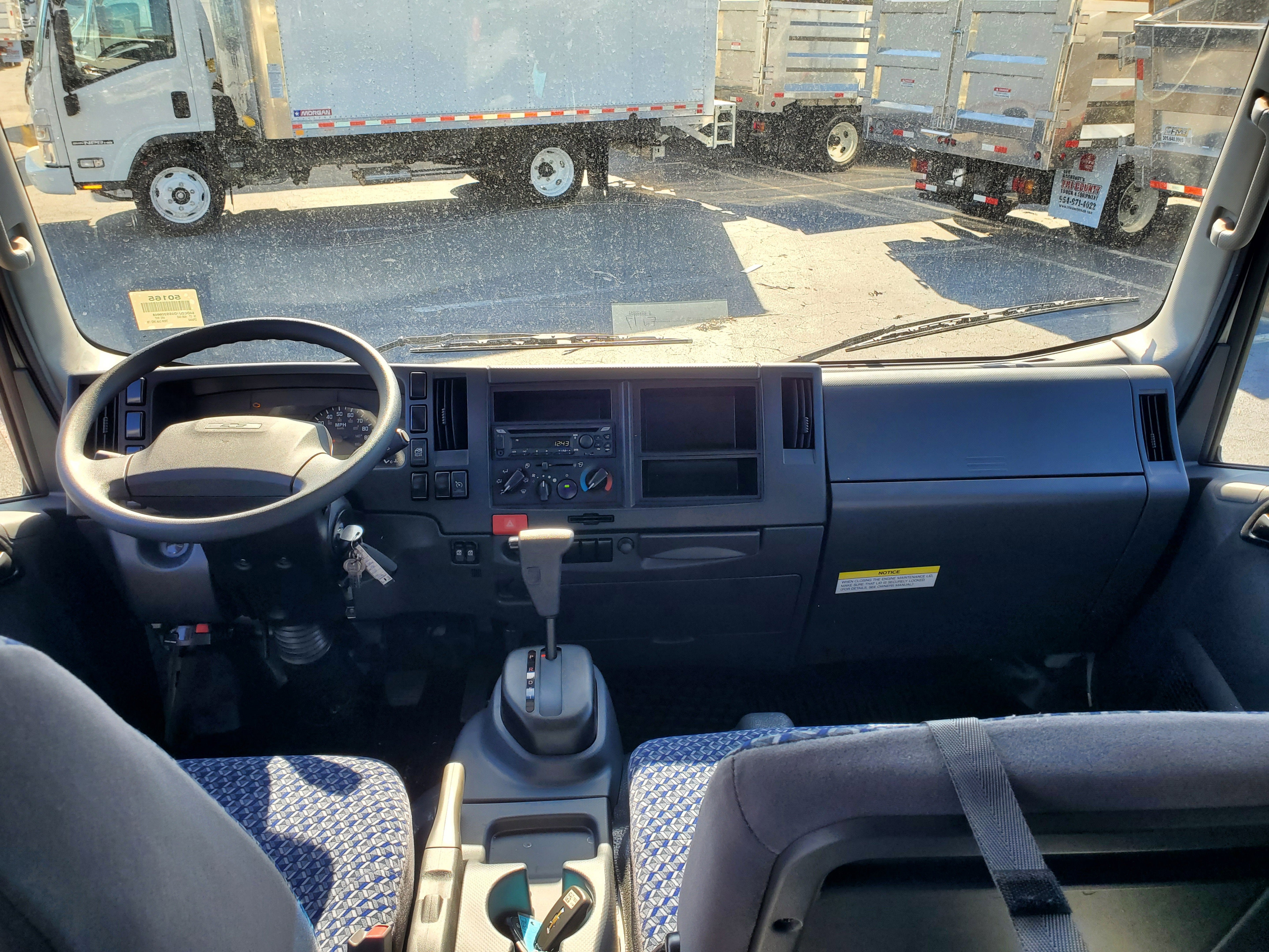 2025 Chevrolet Low Cab Forward 4500 Base