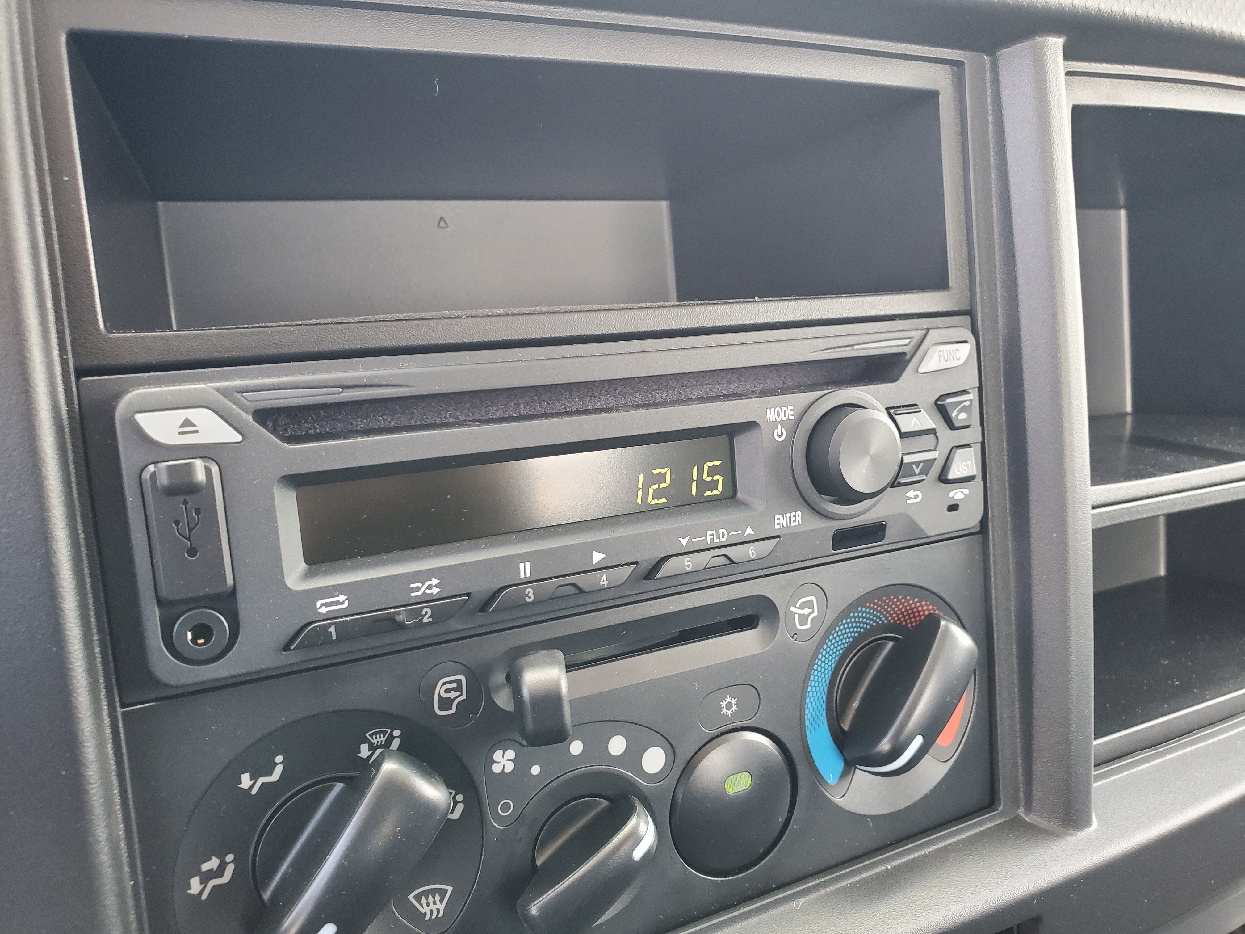 2025 Chevrolet Low Cab Forward 4500 1WT