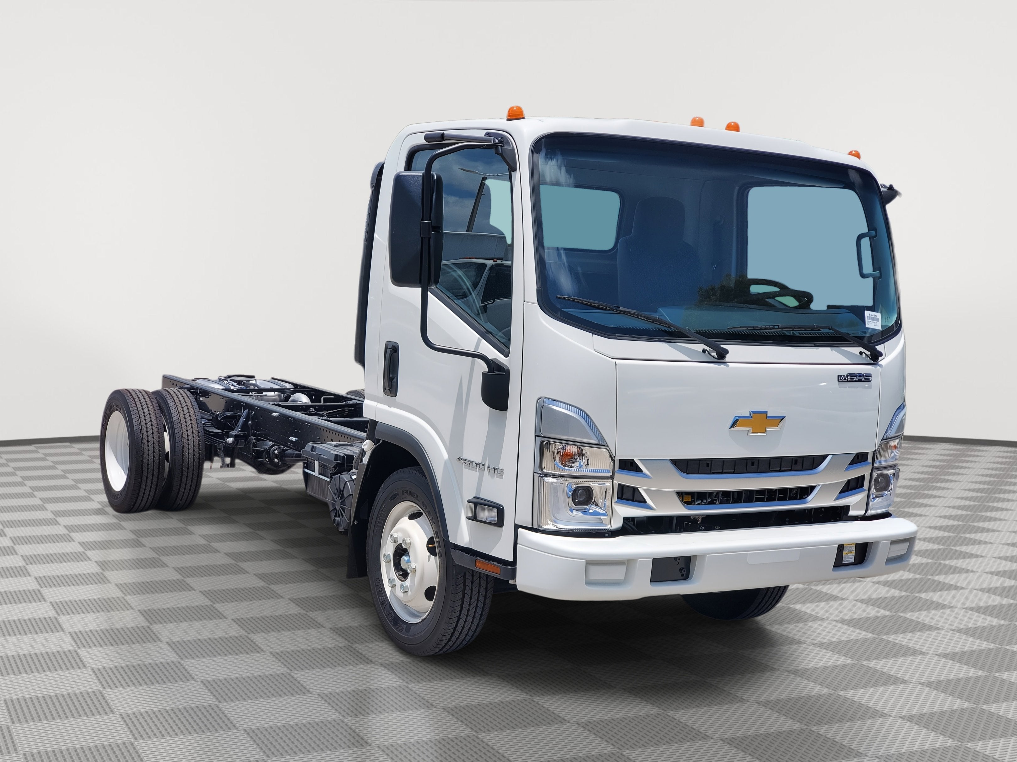 2025 Chevrolet Low Cab Forward 4500 1WT