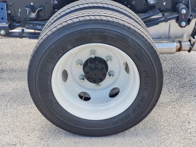 2025 Chevrolet Low Cab Forward 4500 Base