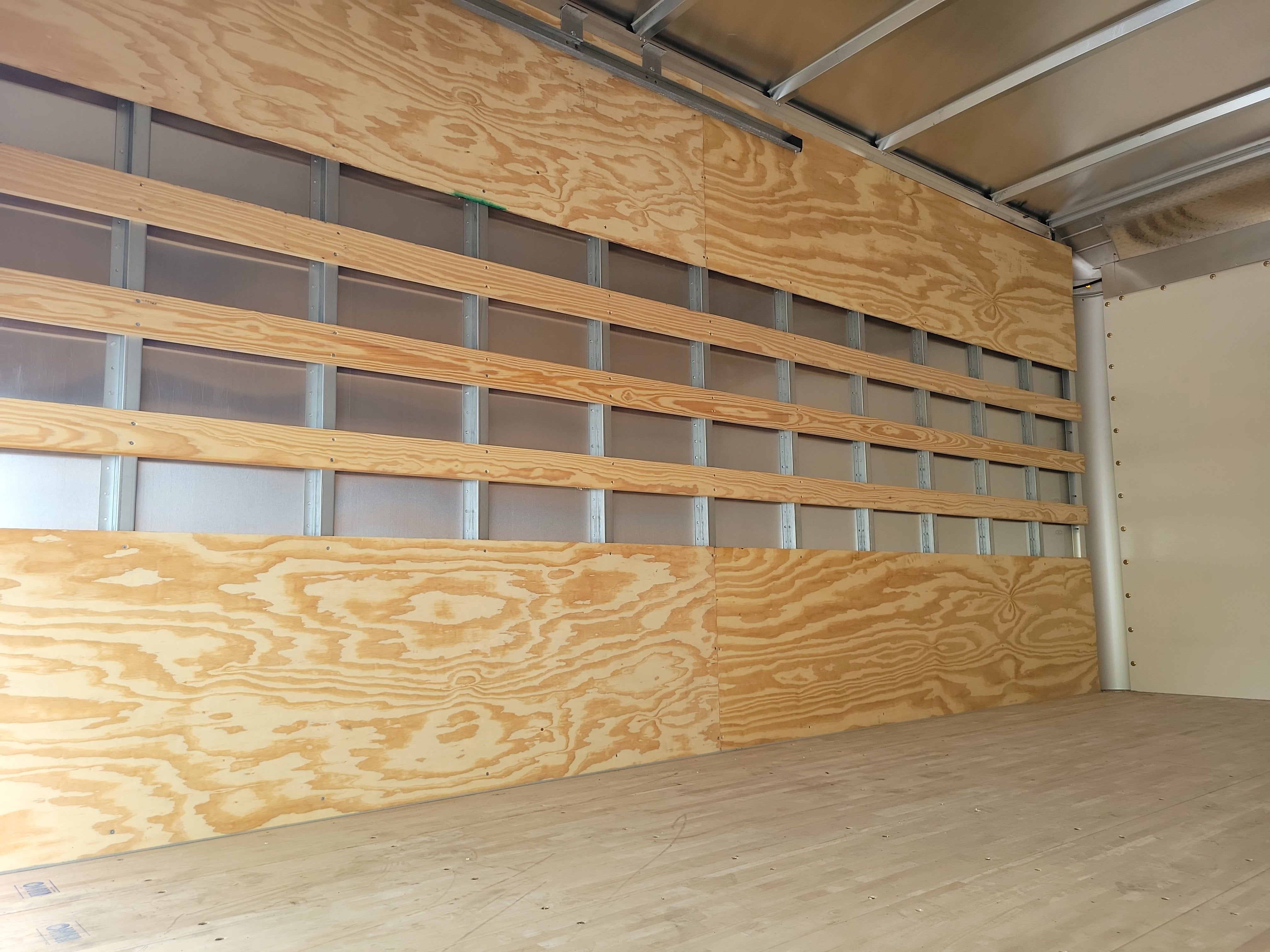 2025 Chevrolet Low Cab Forward 5500 HG Base