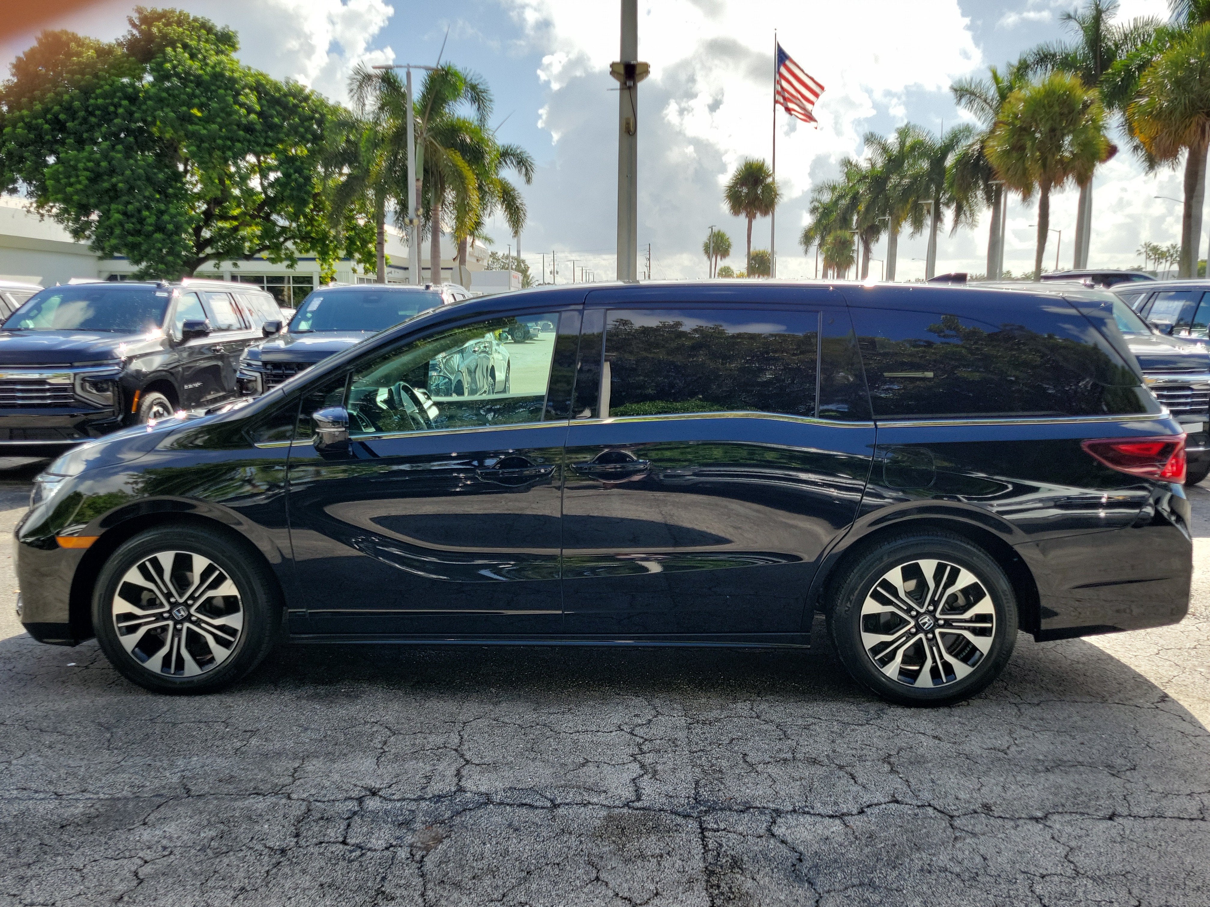 2025 Honda Odyssey Elite