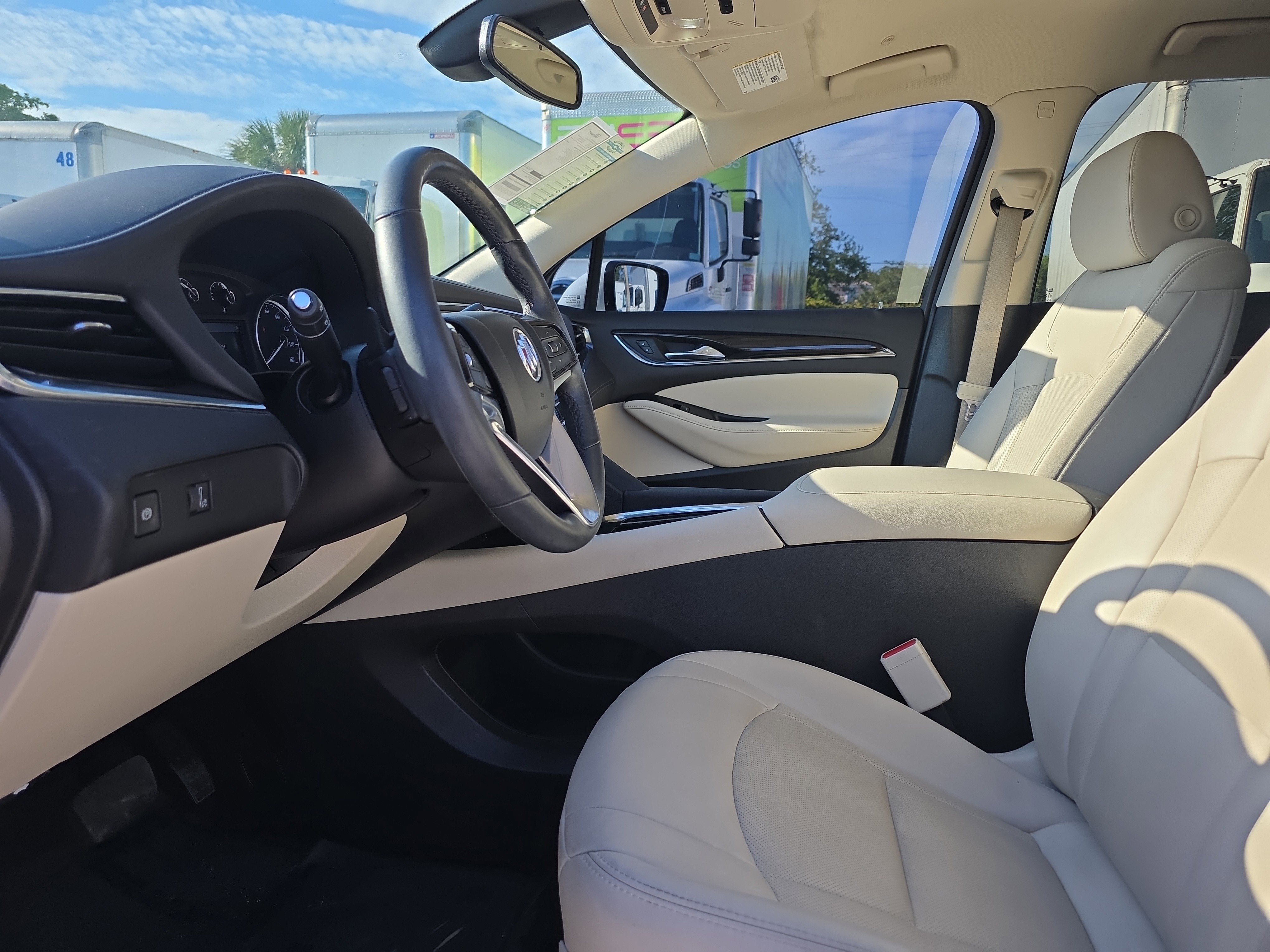 2023 Buick Enclave Essence