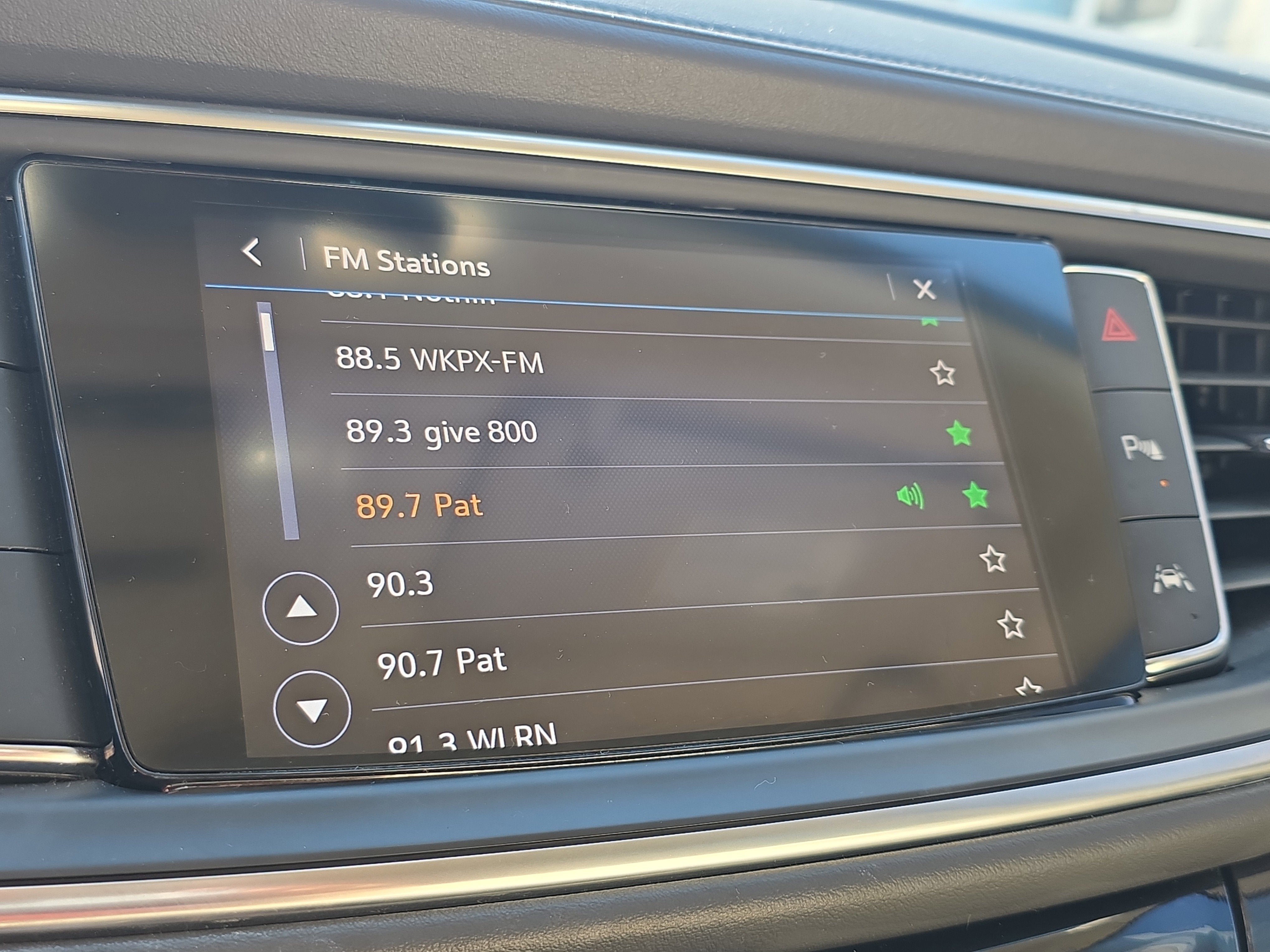 2023 Buick Enclave Essence