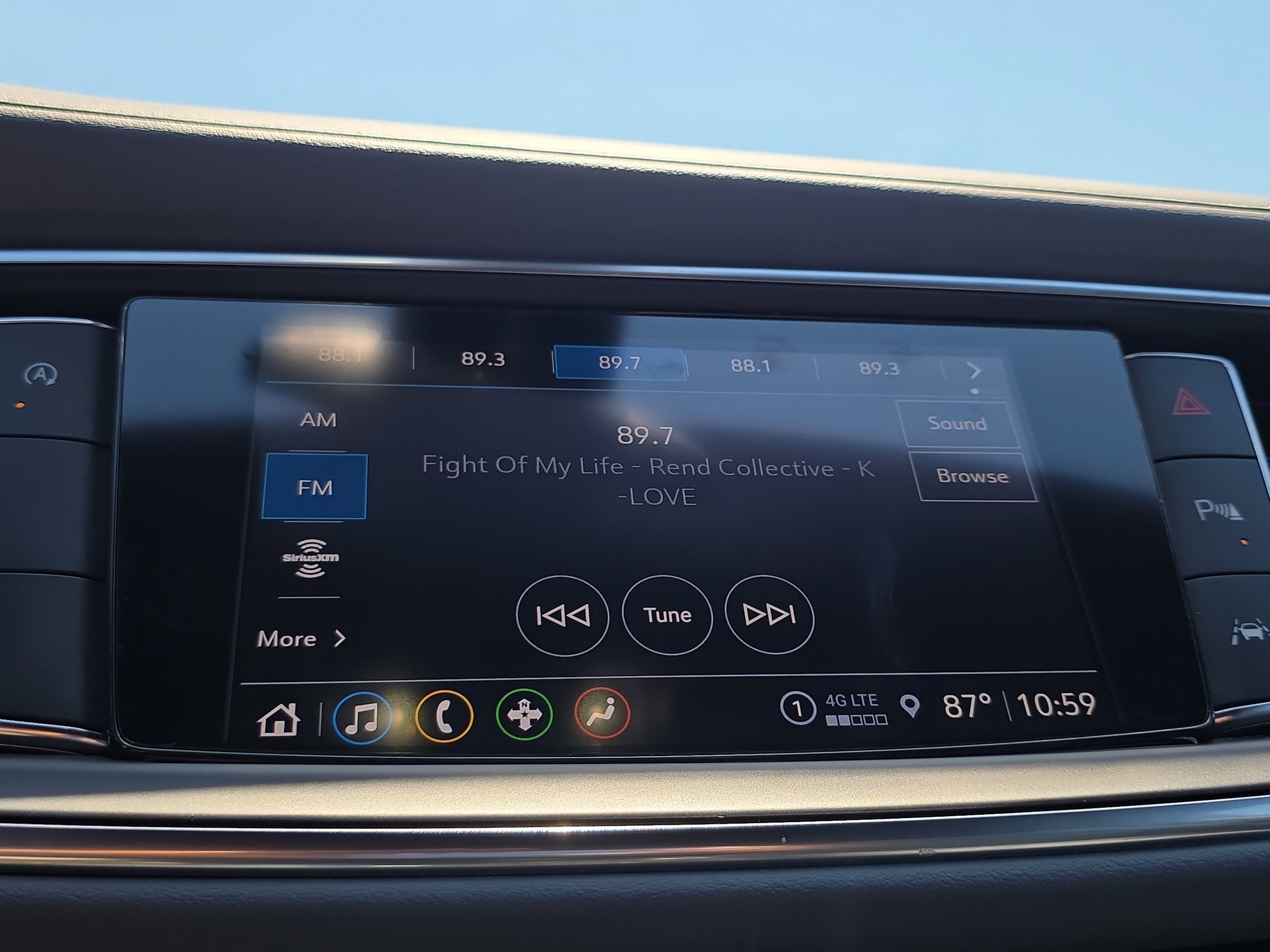 2024 Buick Enclave Essence