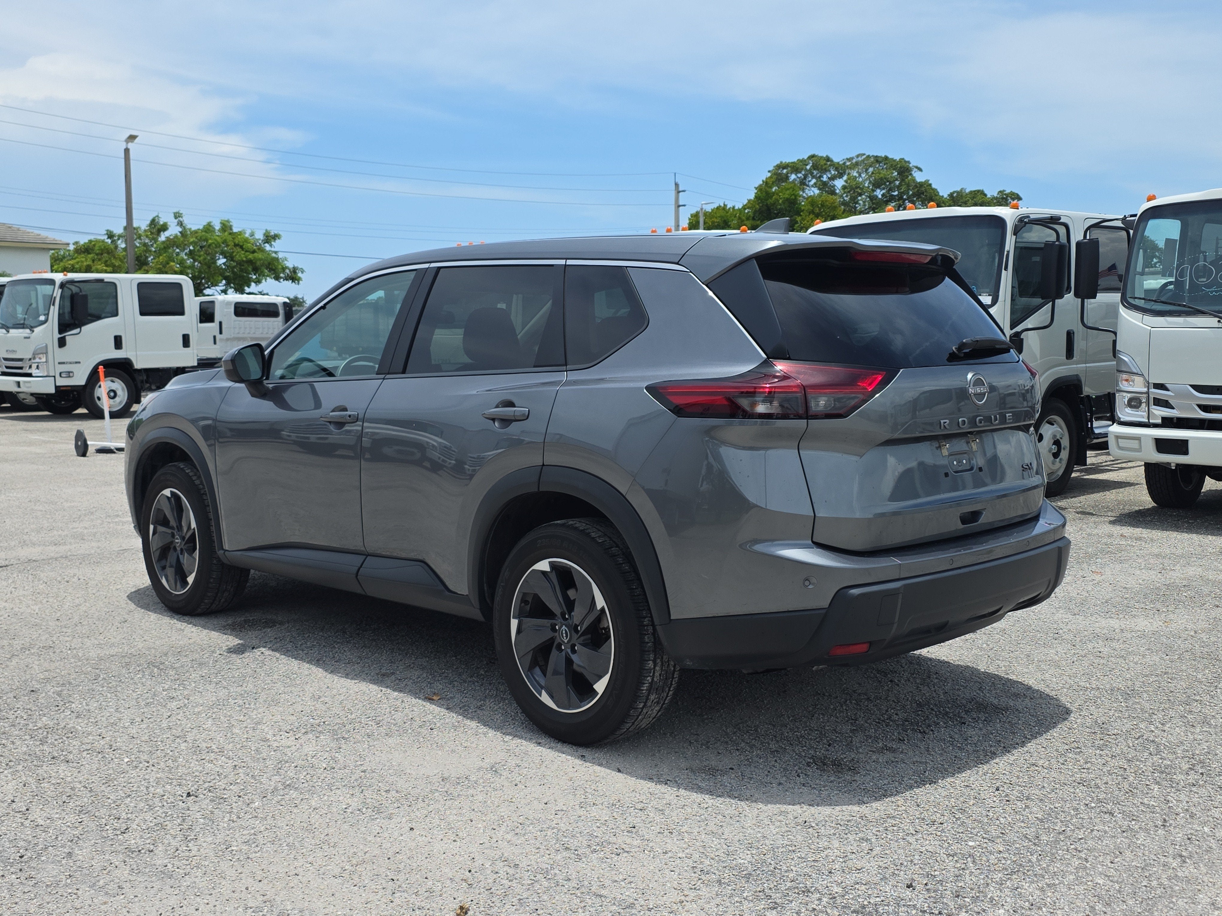 2024 Nissan Rogue SV