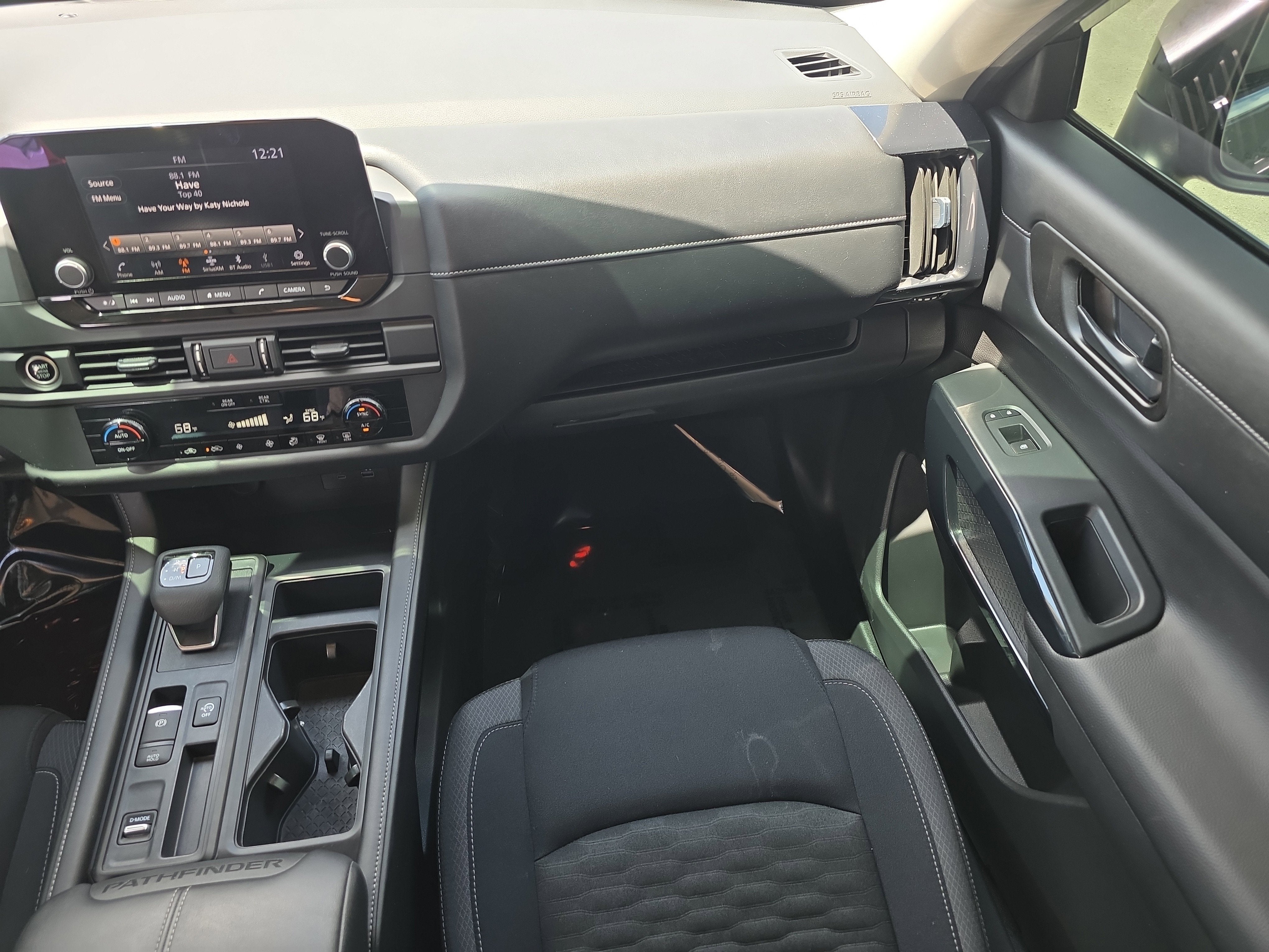 2024 Nissan Pathfinder S