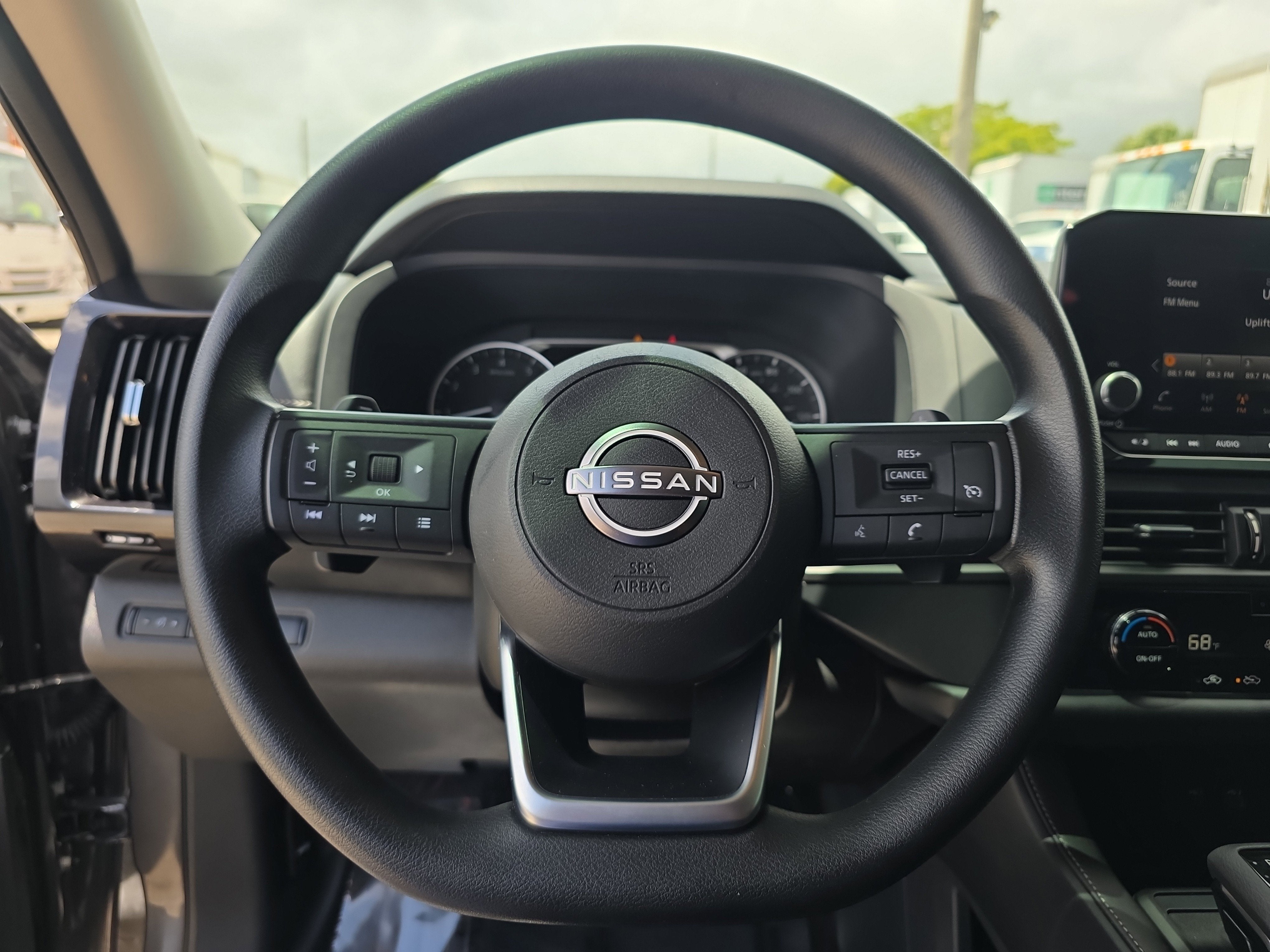 2024 Nissan Pathfinder S
