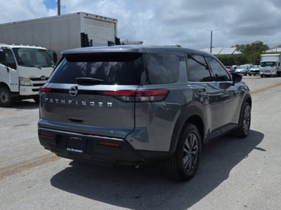 2024 Nissan Pathfinder S