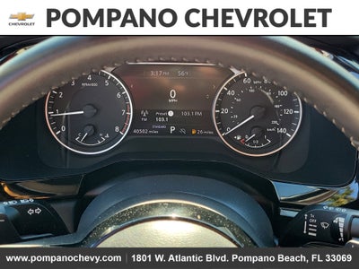 2022 Nissan Pathfinder SV