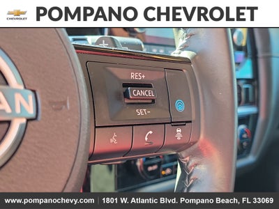 2022 Nissan Pathfinder SV