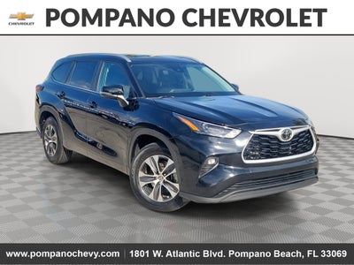 2024 Toyota Highlander LE