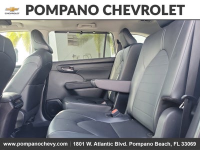 2024 Toyota Highlander LE