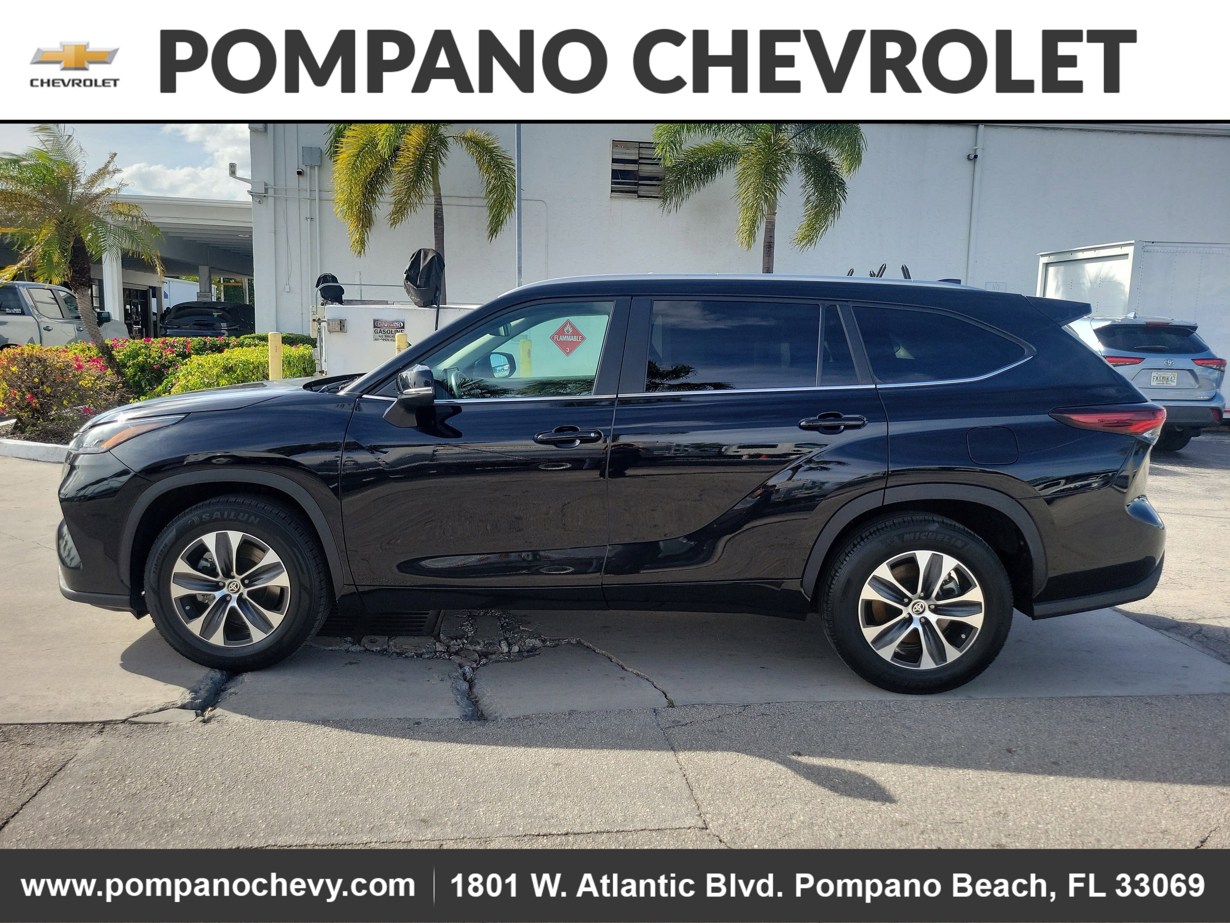 2024 Toyota Highlander LE