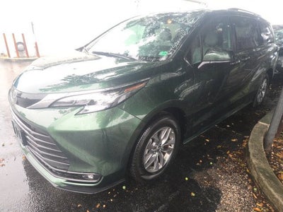 2026 Toyota Sienna XLE