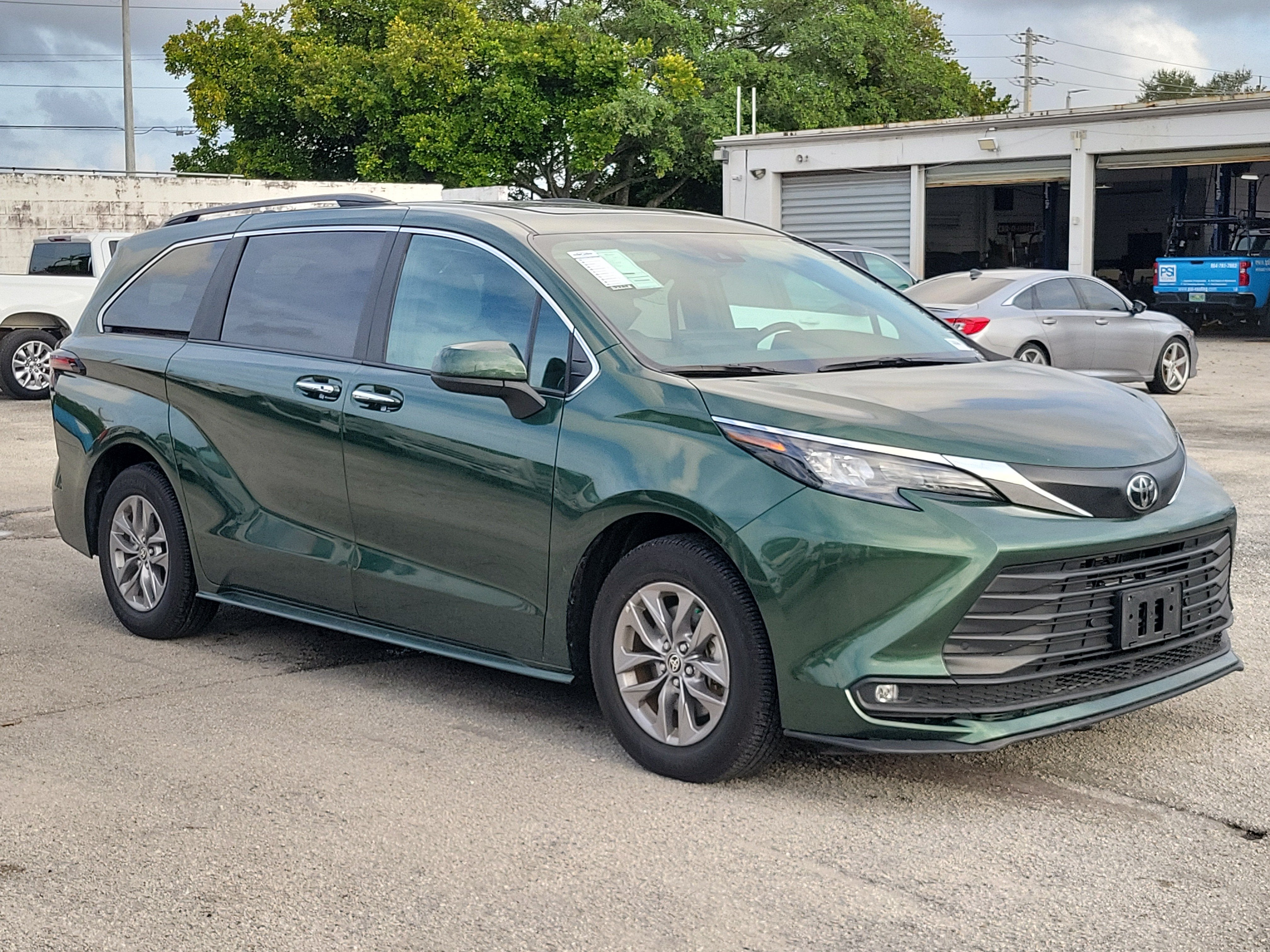 2026 Toyota Sienna XLE