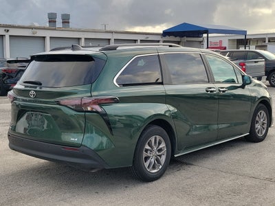 2026 Toyota Sienna XLE