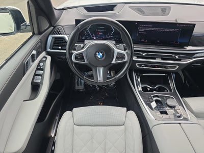 2023 BMW X7 xDrive40i