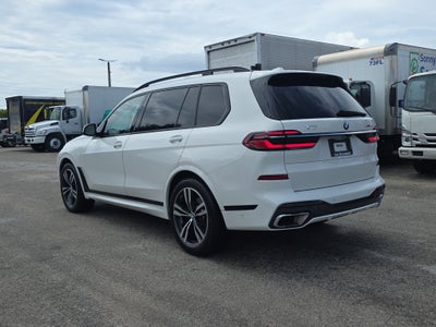 2023 BMW X7 xDrive40i