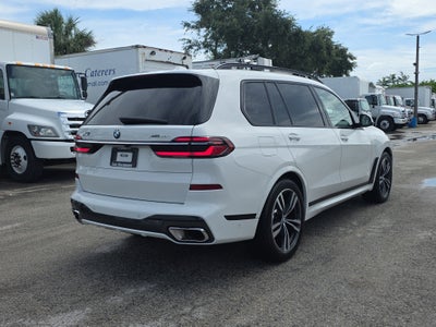 2023 BMW X7 xDrive40i